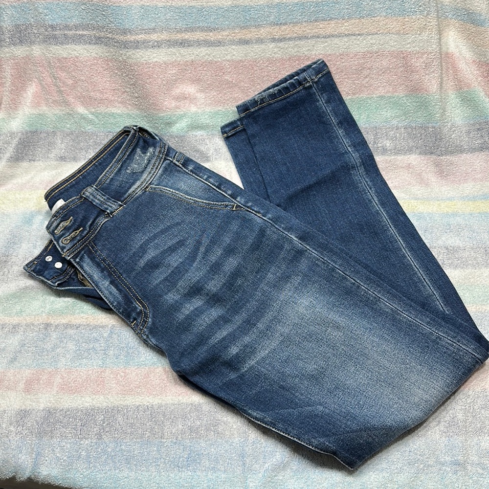New, never worn KanCan skinny Jean